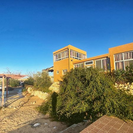 Desert Fantasy Villa Be'er Milka Exteriör bild